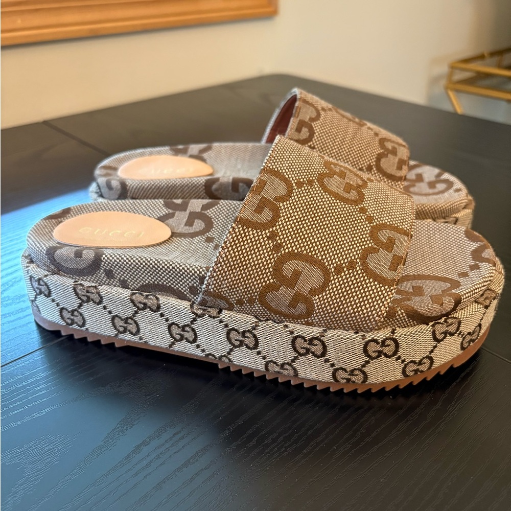 Gucci Women’s Platform Slide Maxi GG NWOT’s